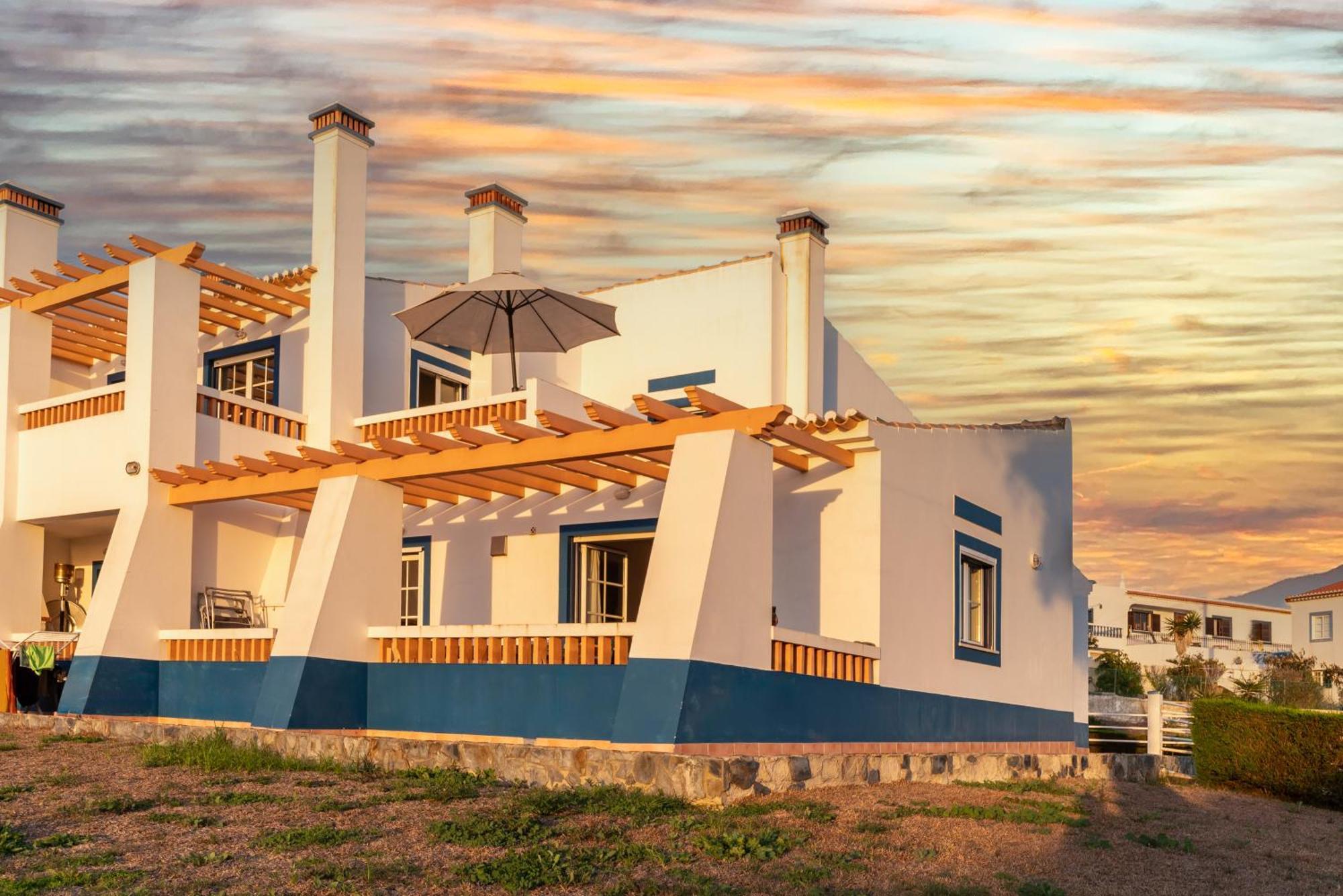 Sweet Home Arrifana // Beachhouse Praia da Arrifana Εξωτερικό φωτογραφία